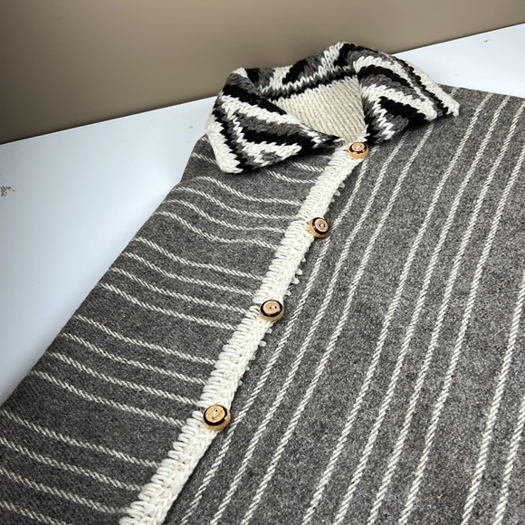 Unique Wool Button Up Cape with  Fringe - Picture 3 of 5